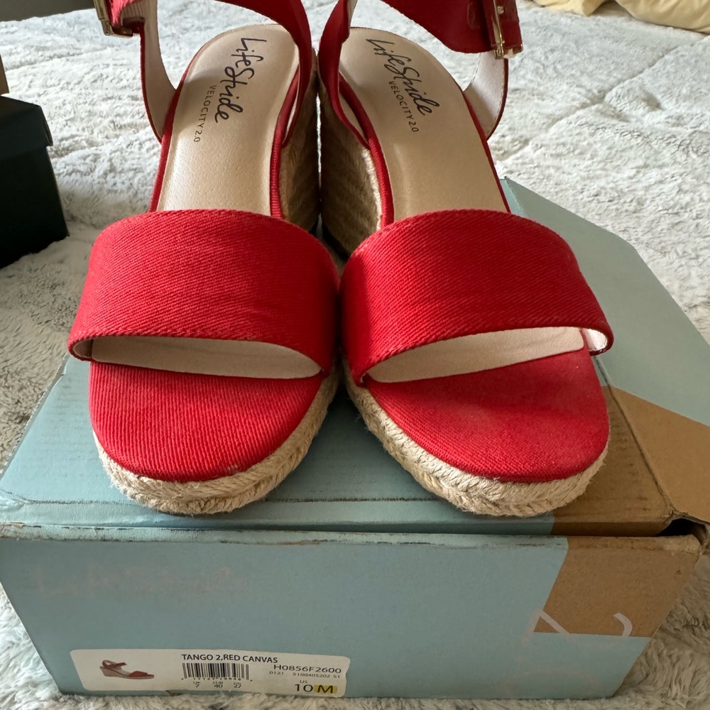 Lifestride Tango Canvas Red Espadrille Wedge Sandals